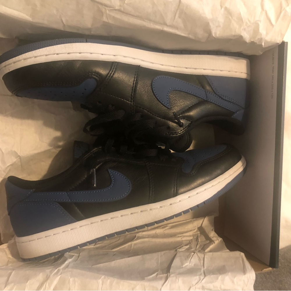 Jordan 1 Low Mystic Blue
